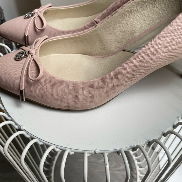 MICHAEL KORS Pumps - Picture 2 of 5